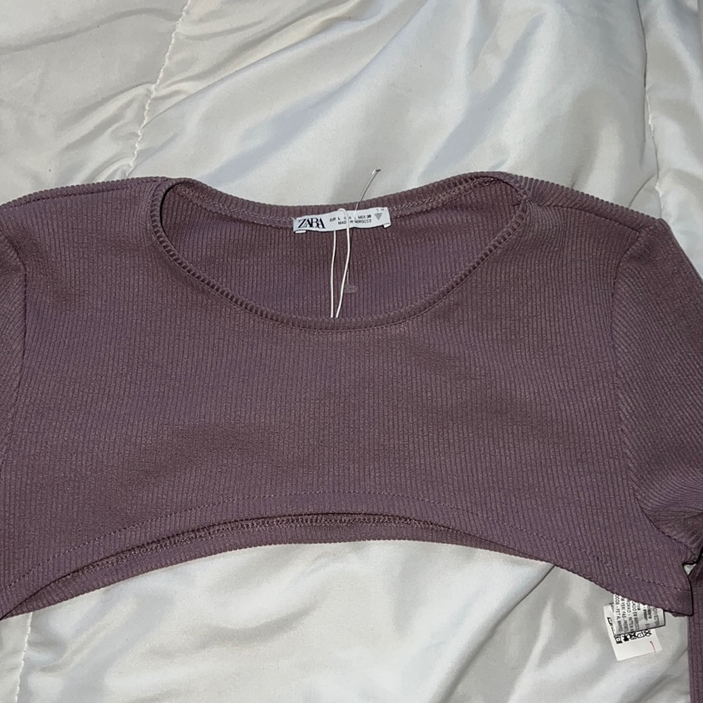 Garment runs small, Purple Zara T- shape long sleeve blouse